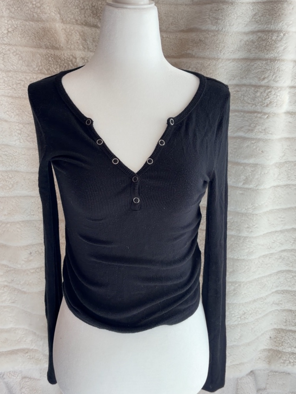 Nordstrom Black Ribbed Henley Long-Sleeve Top with Grommet Detail